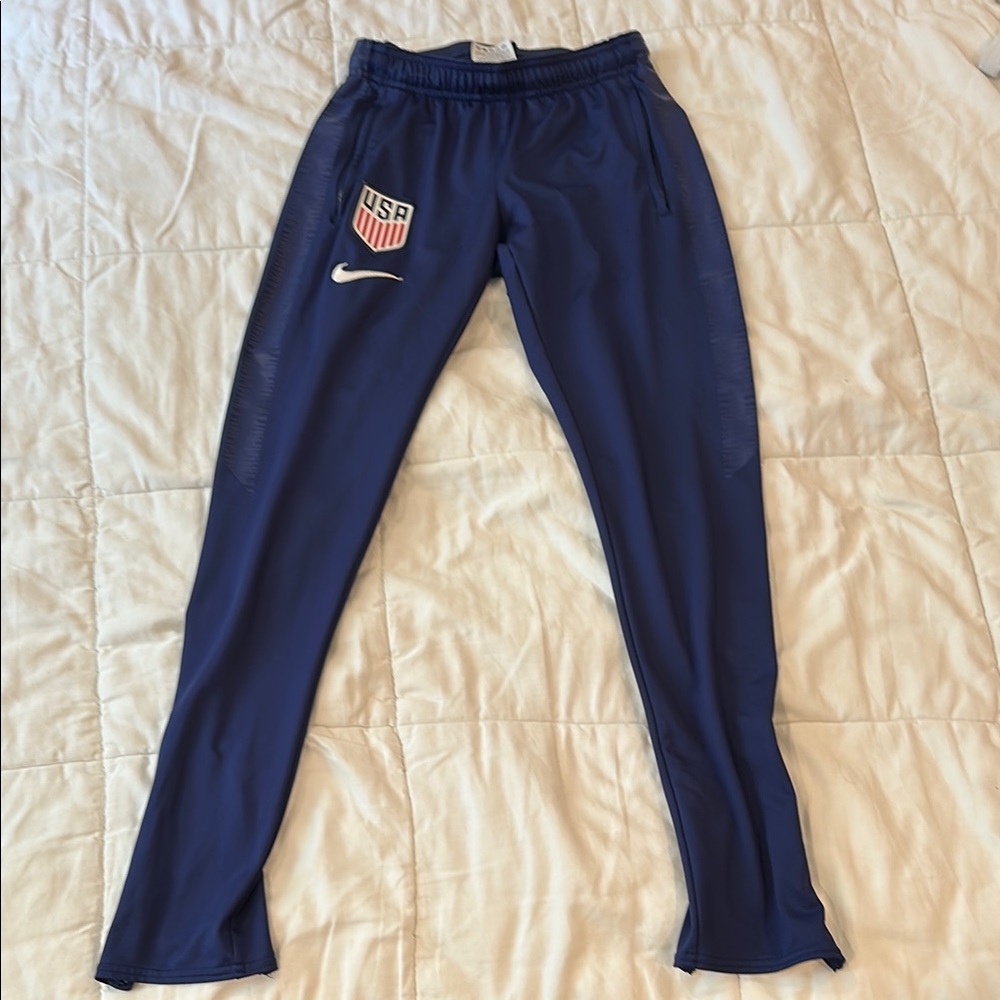 Women’s XS Nike US SOCCER national Team Navy Joggers with USA Logo